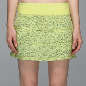 Lululemon size 4 pace rival skirt. Dottie dash